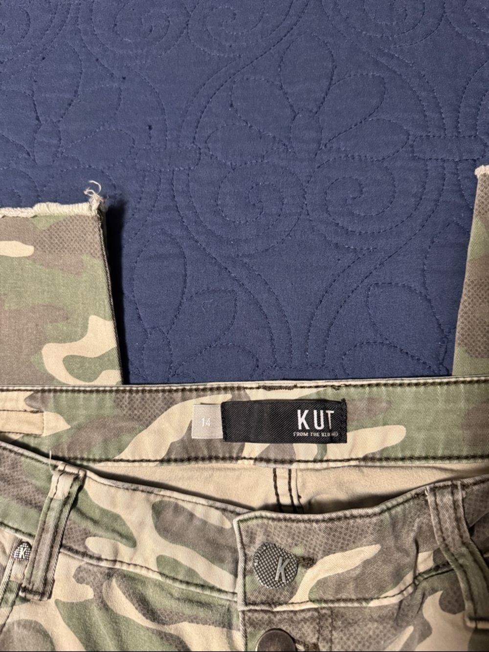 Kut from the Kloth Camo Skinny Jeans - Green - Picture 4 of 6